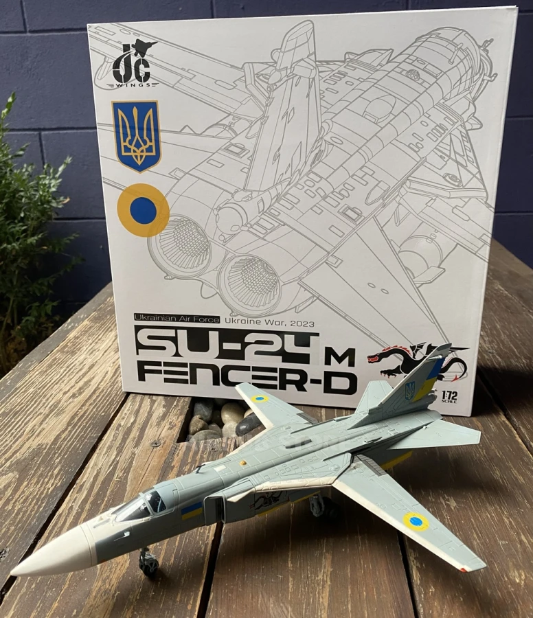Aircraft Model Su-24 М Fencer-D Storm Shadow 1:72