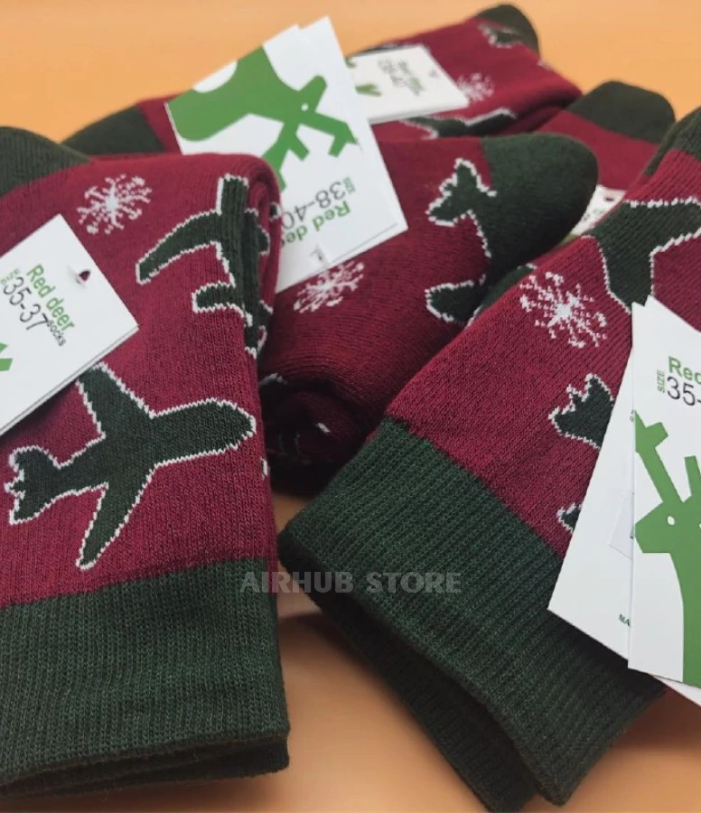 Winter socks with airplanes