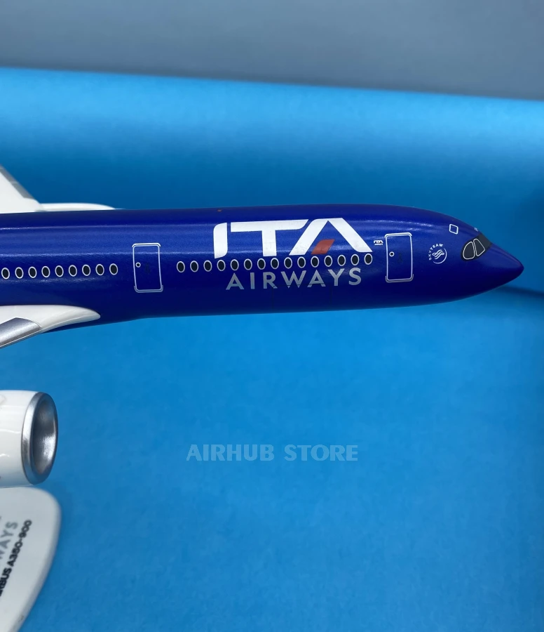 Aircraft Model Airbus A350-900 ITA Airways 1:200