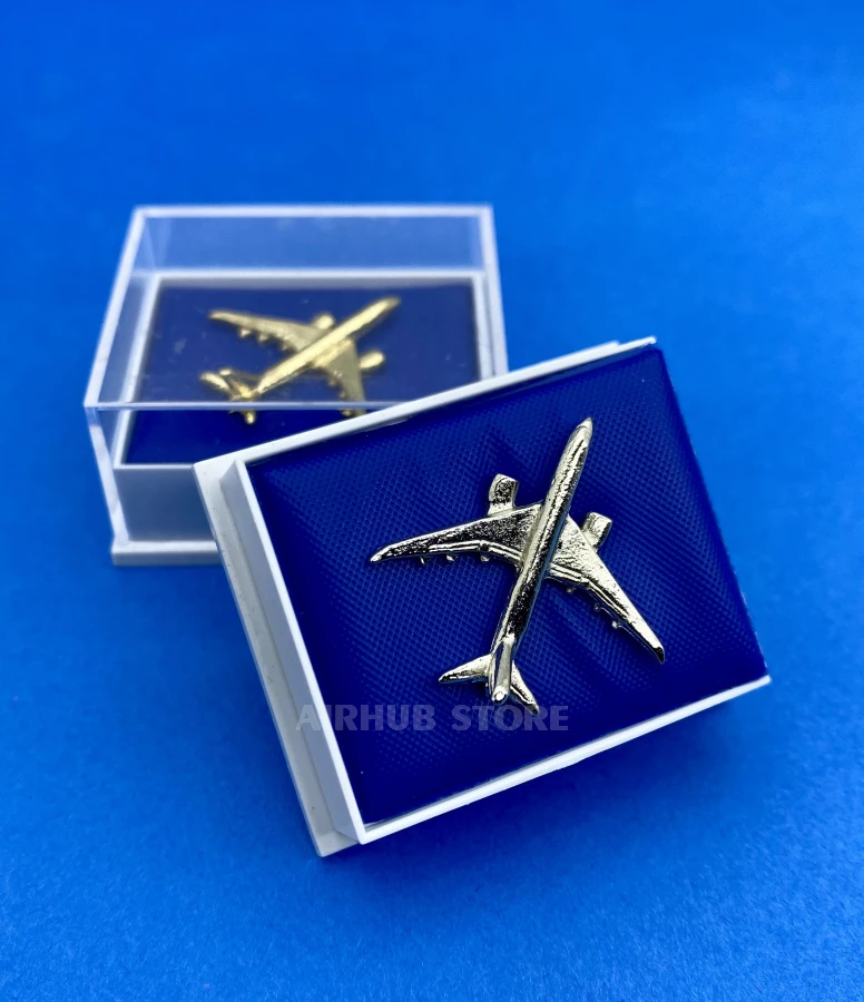Boeing 787 Pin in box