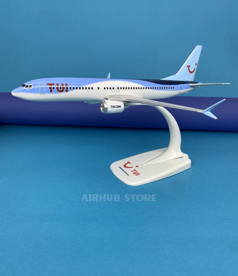 Aircraft Model Boeing 737-8 TUI 1:200