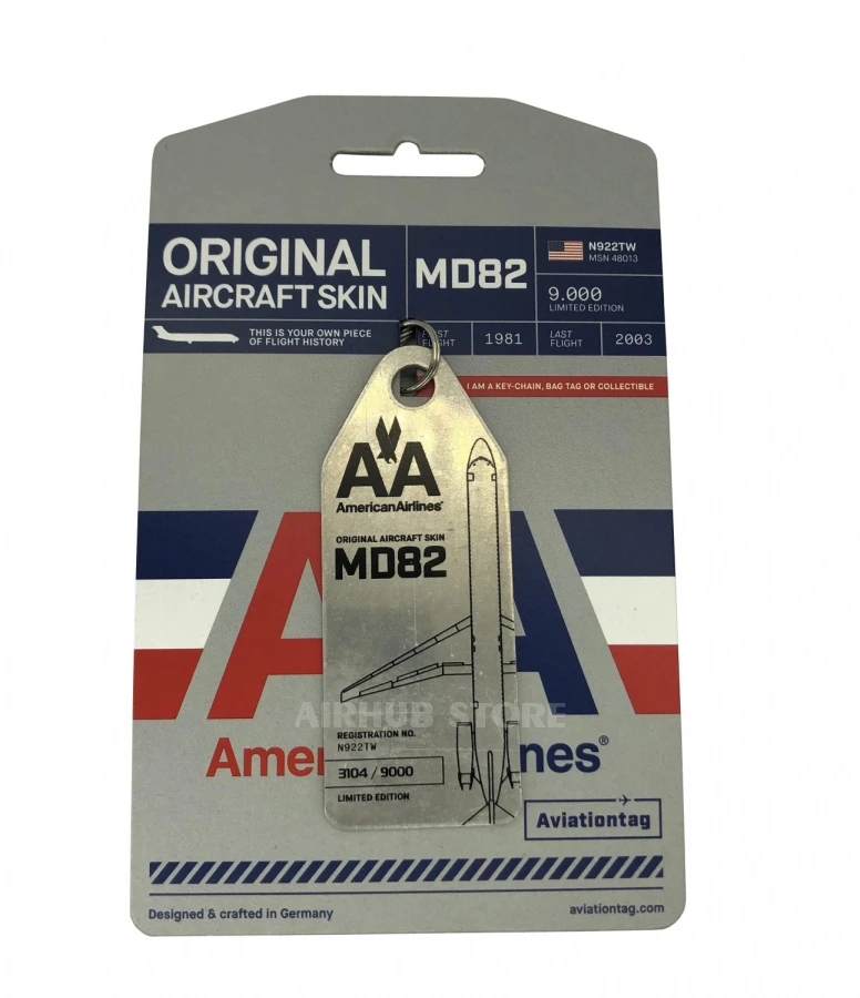 MD82 N922TW Keychain