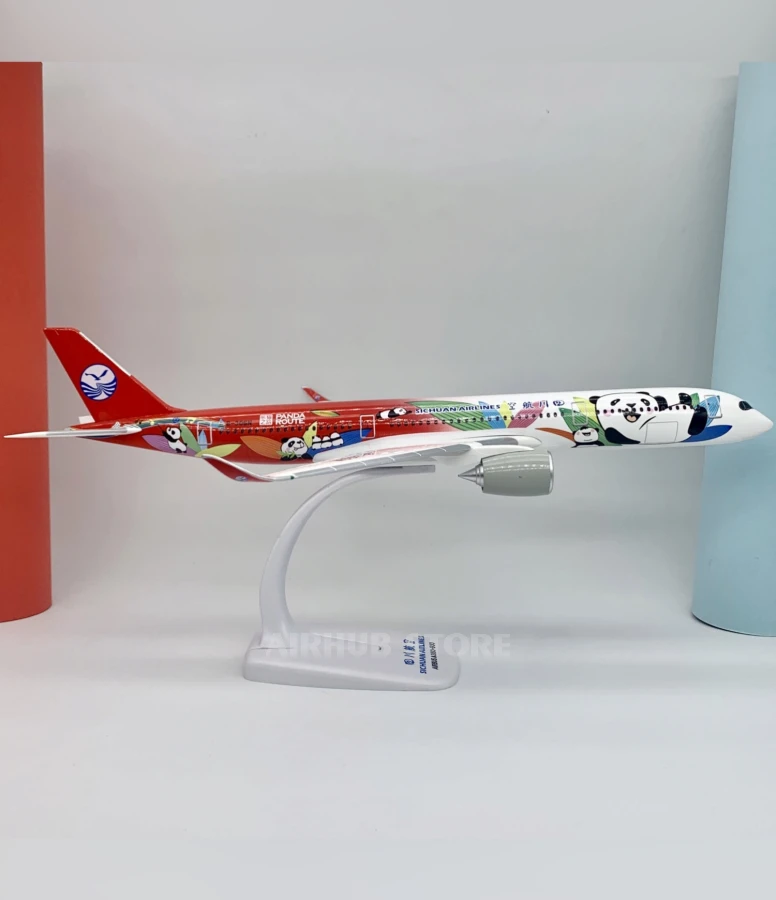Aircraft Model Airbus A350-900  Sichuan Airlines “Panda Route” 1:200