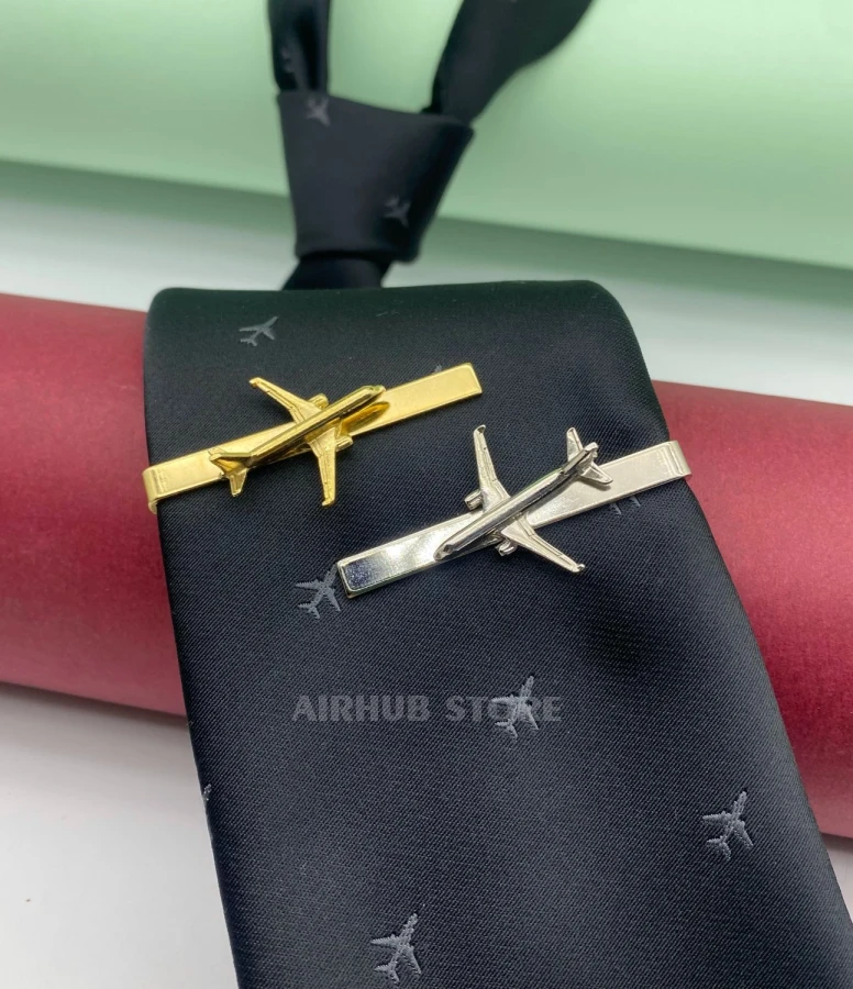 Airbus A320 tie clip