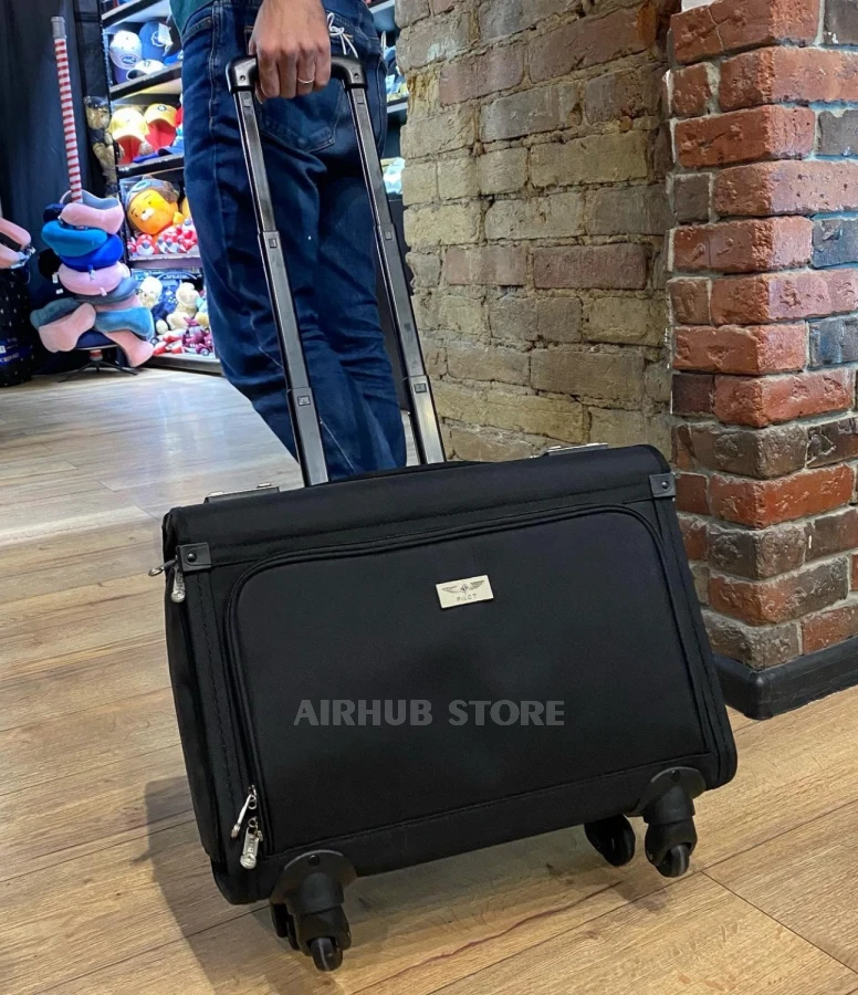 Suitcase for pilots