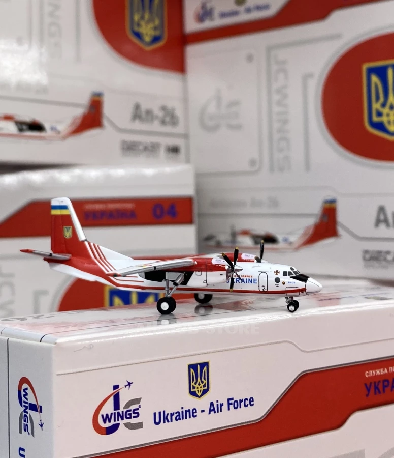 Aircraft Model Antonov An26 Ukraine Air Force Rescue Service 1:400