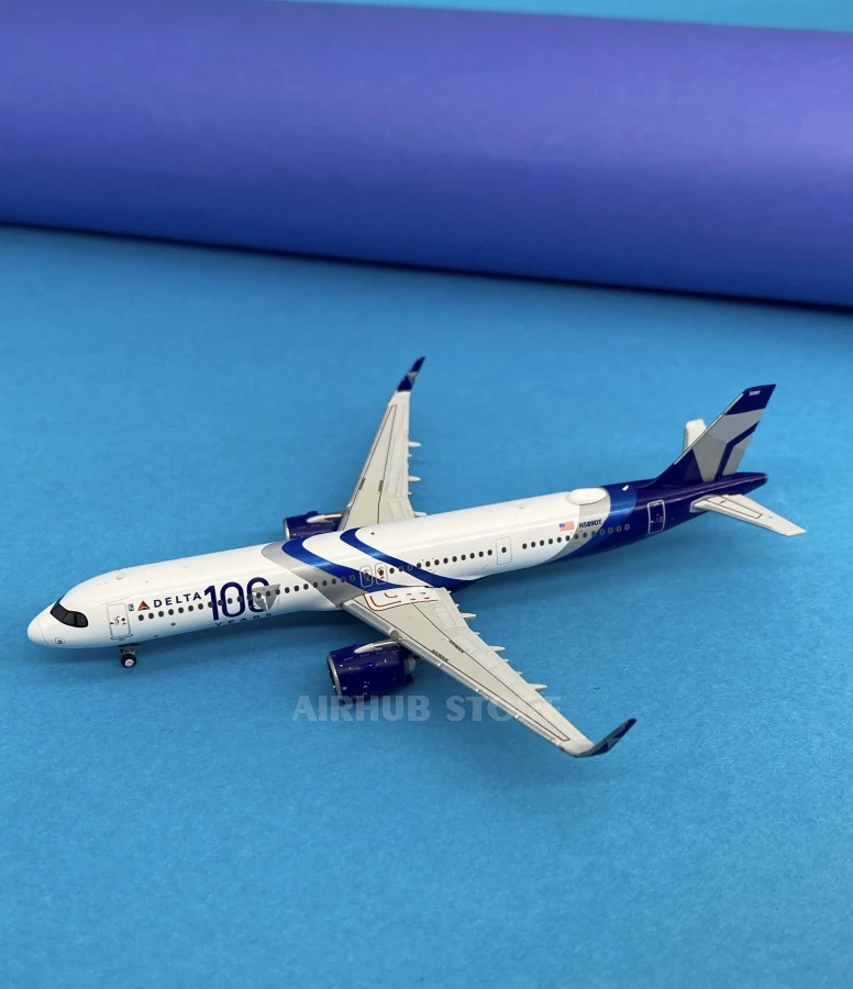 Aircraft Model Airbus A321neo Delta Airlines 100 years 1:400