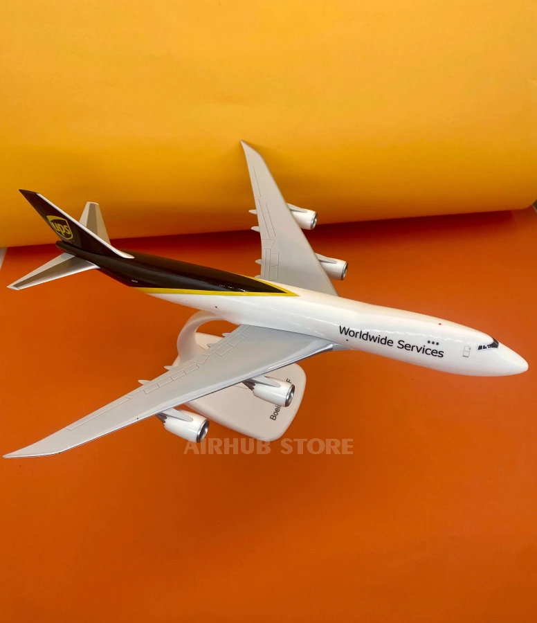 Aircraft Model Boeing 747-8F UPS Airlines 1:250