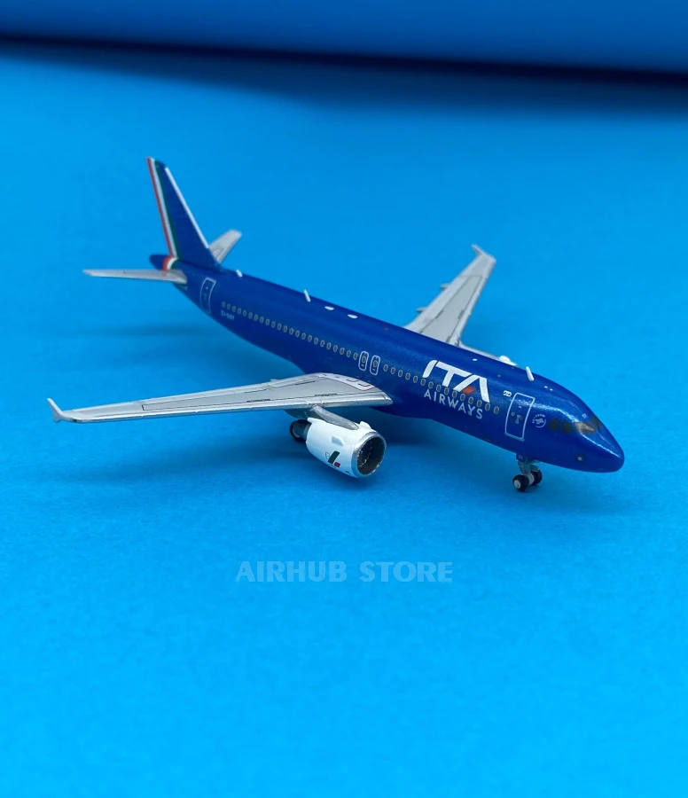 Aircraft Model Airbus A320 ITA Airways 1:400