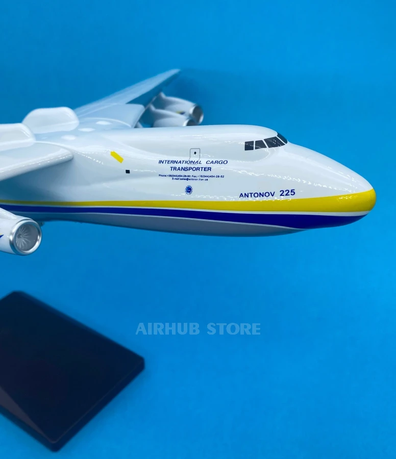 Aircraft Model Antonov An-225 Mriya 1:200