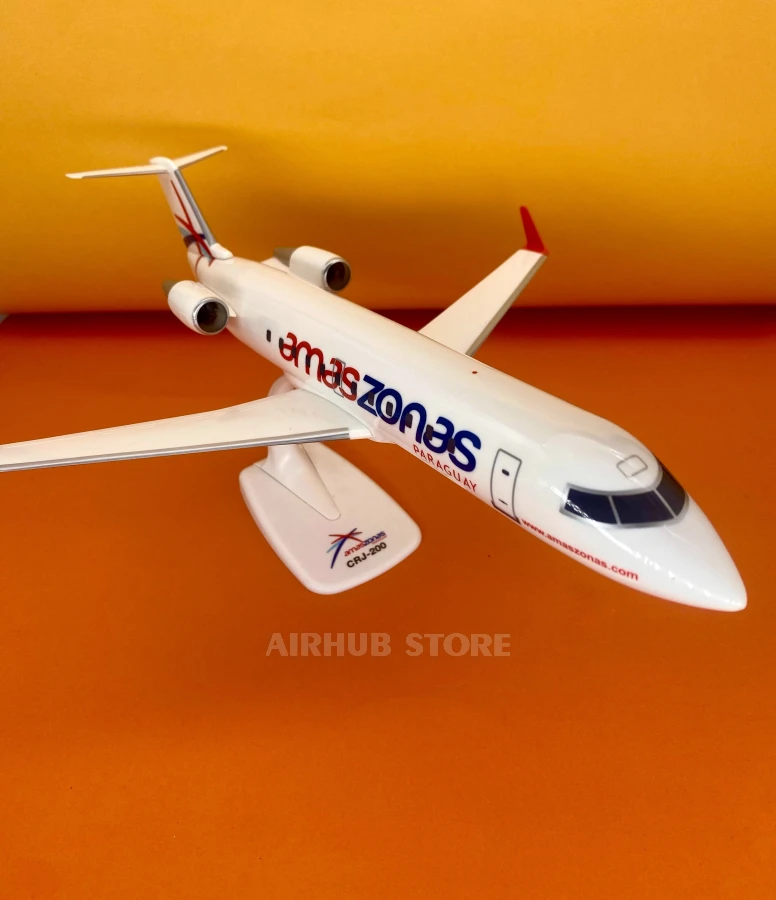 Aircraft Model Bombardier CRJ-200 Amaszonas Paraguay 1:100