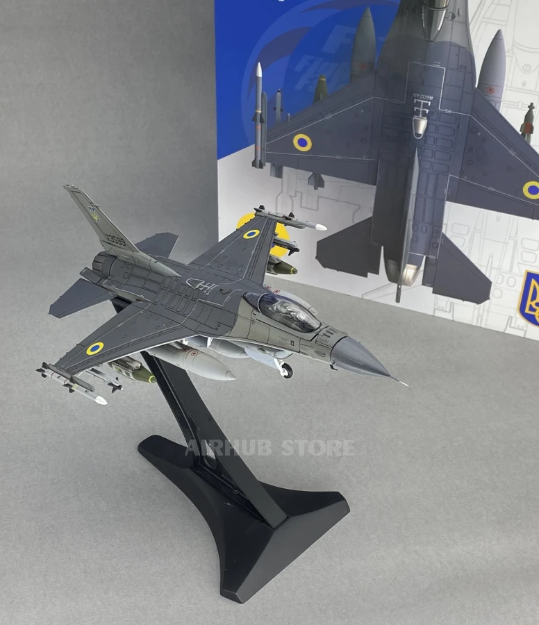 Aircraft Model F-16AM Fighting Falcon Ukraine Air Force 1:72