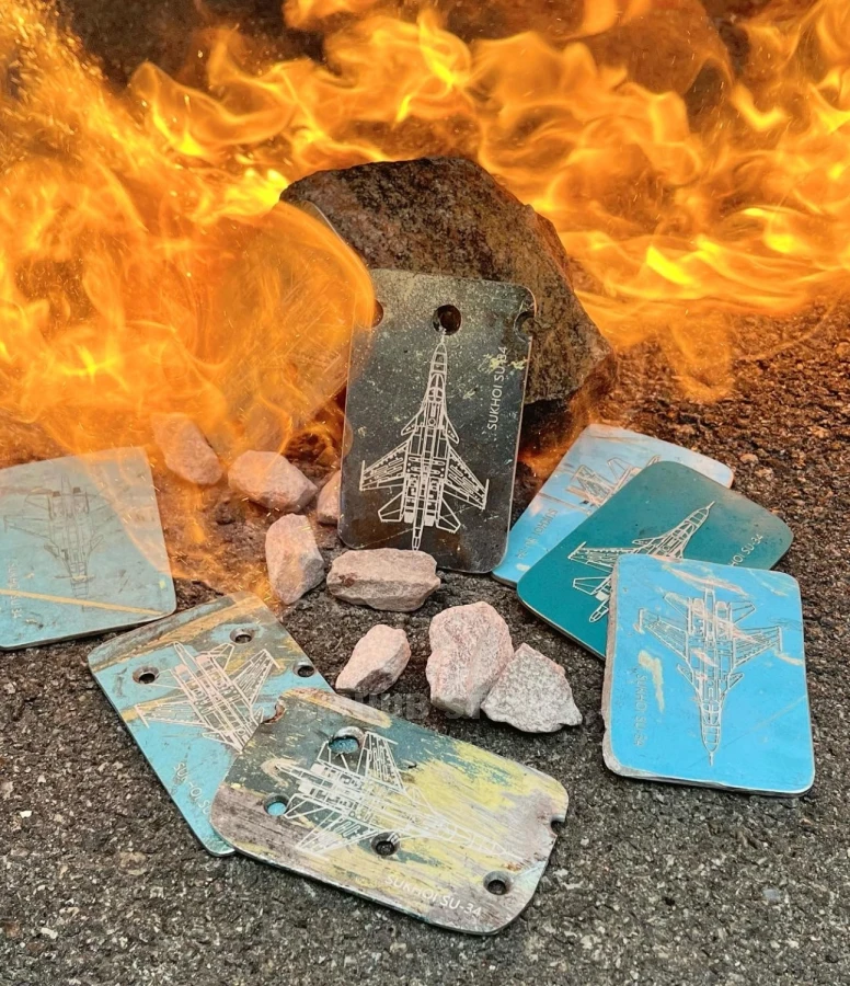 Keychain from the downed Russian Su-34 RF-81259