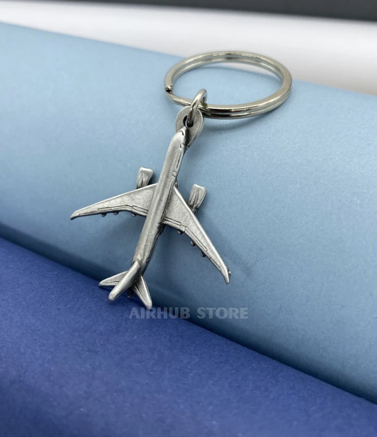 Boeing 787 Keychain