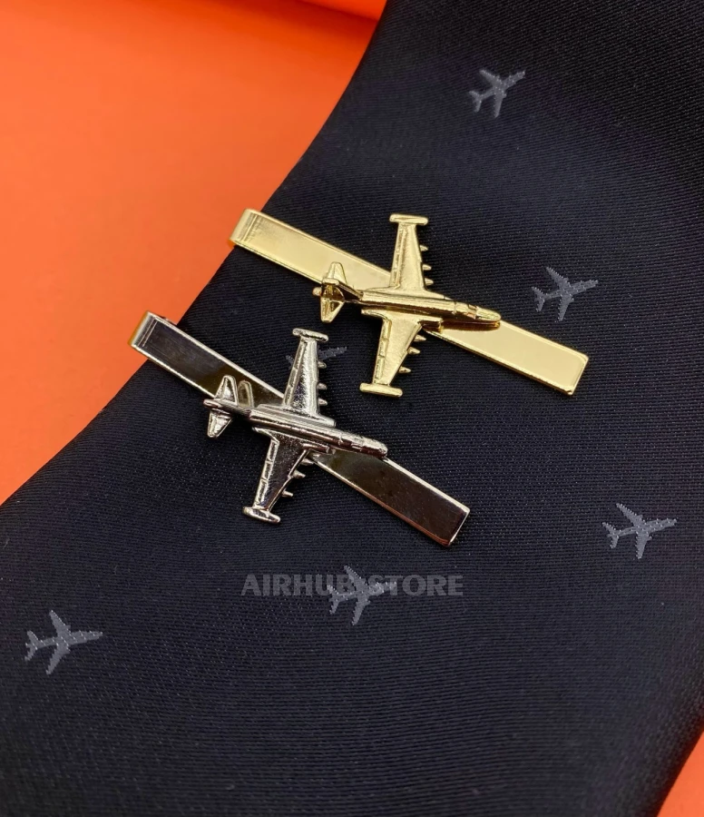 SU-25 Frogfoot tie clip