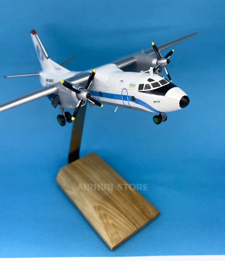 Custom Aircraft Antonov AN-26 1:100