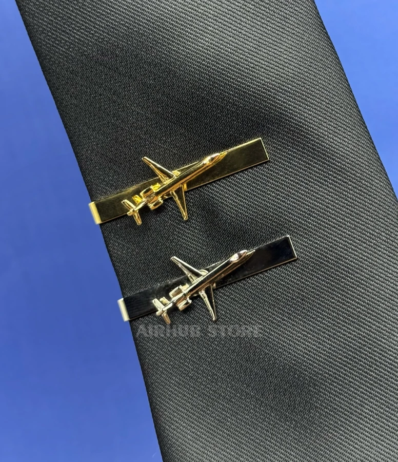 Embraer ERJ 145 tie clip