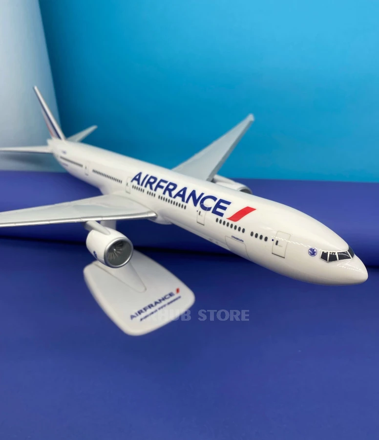 Aircraft Model Boeing B777-300ER Air France 1:200