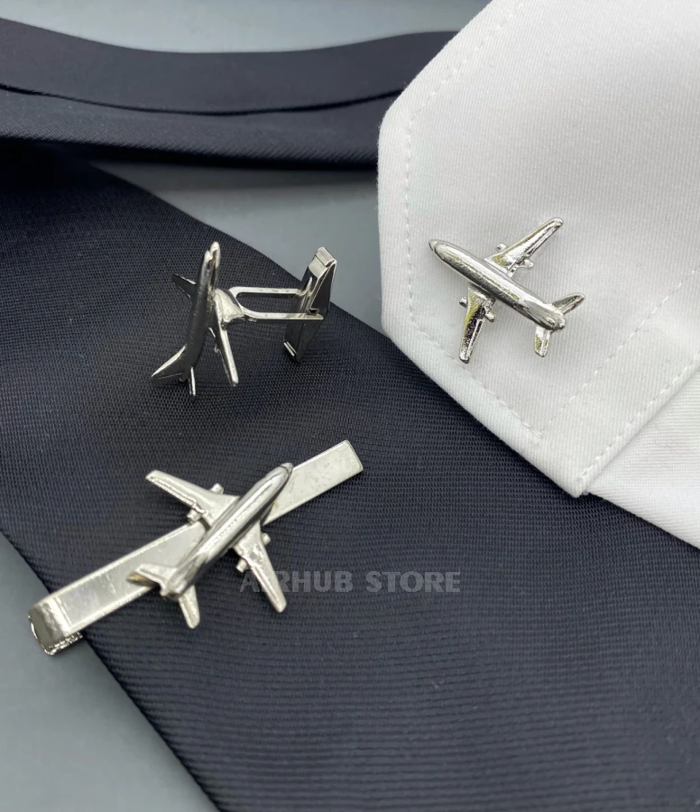 Boeing 737 Tie Clip and Cufflinks Set