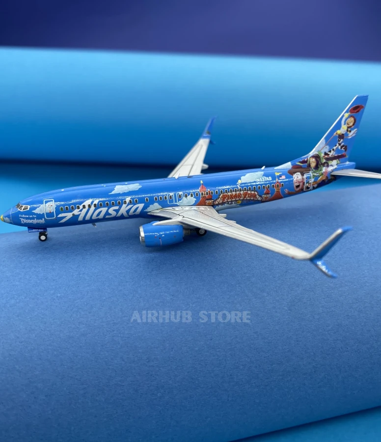 Aircraft Model Boeing B737-800 Alaska Airlines Pixar Pier 1:400