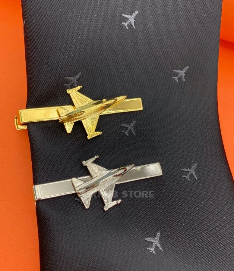 F-16 Falcon Fighting tie clip